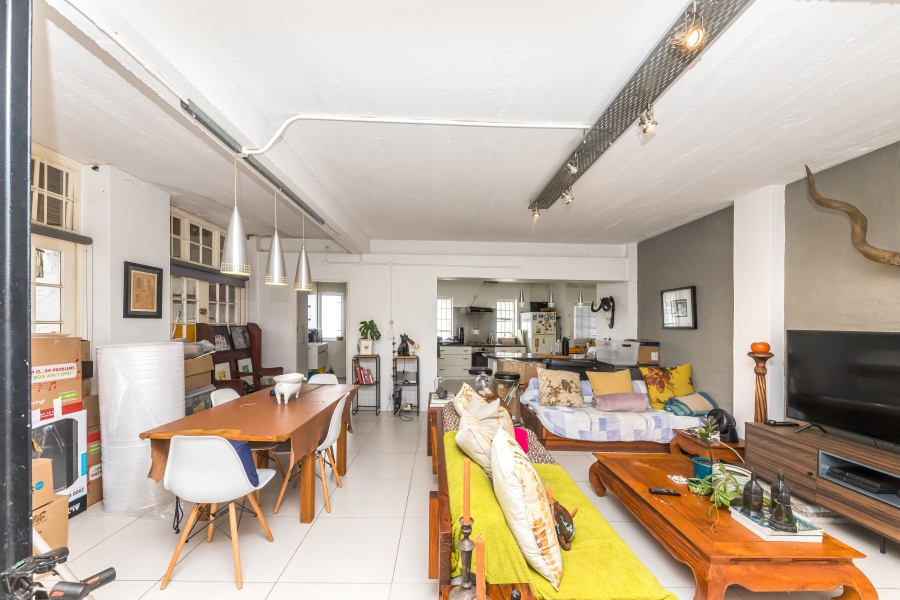 2 Bedroom Property for Sale in Woodstock Western Cape